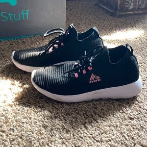 Reebok Girls Pull On Shoes Size 2